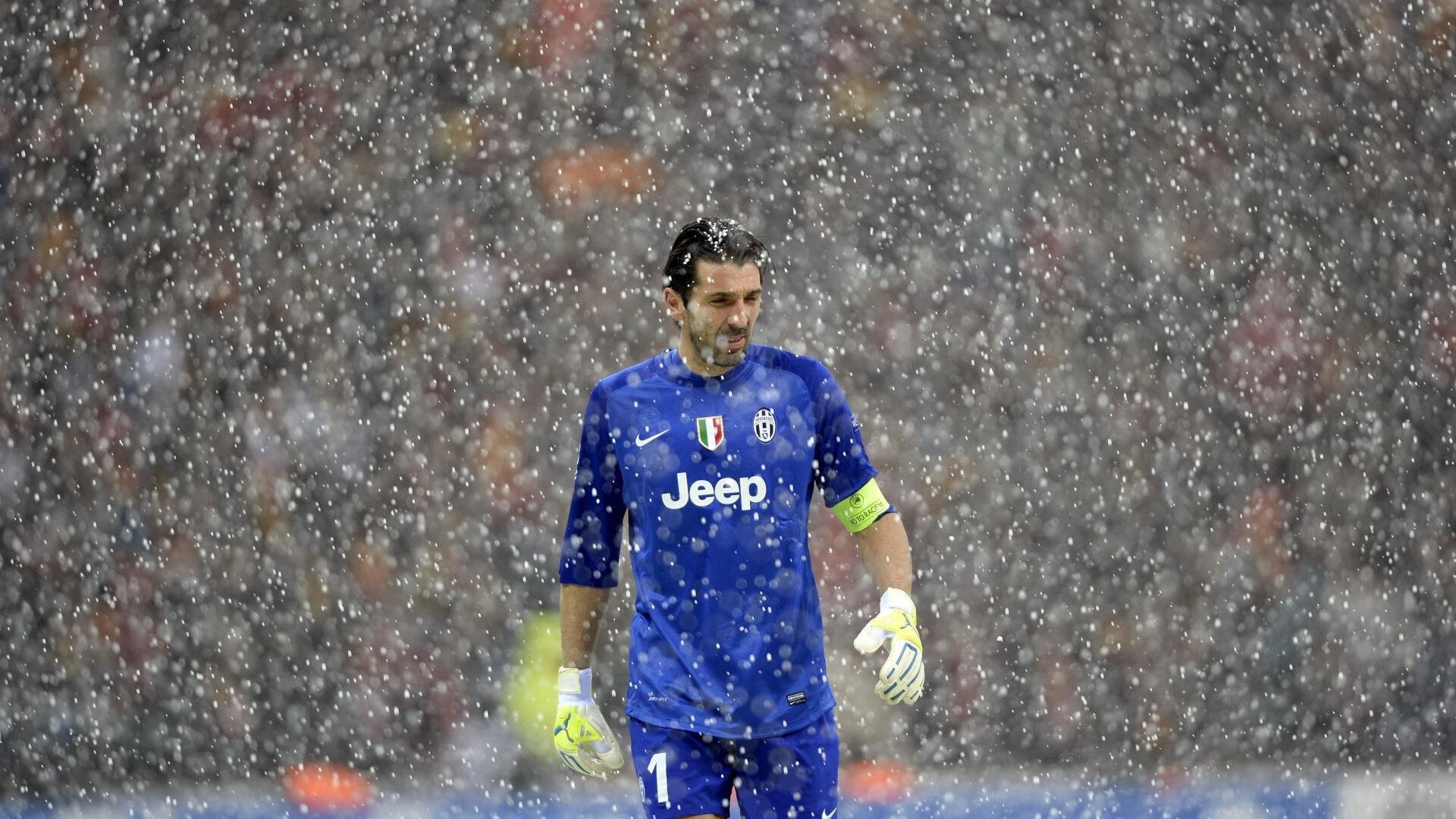 当篮球场遇见战场隐喻，NBA季后赛的火力压制与乌克兰战局的意外共鸣