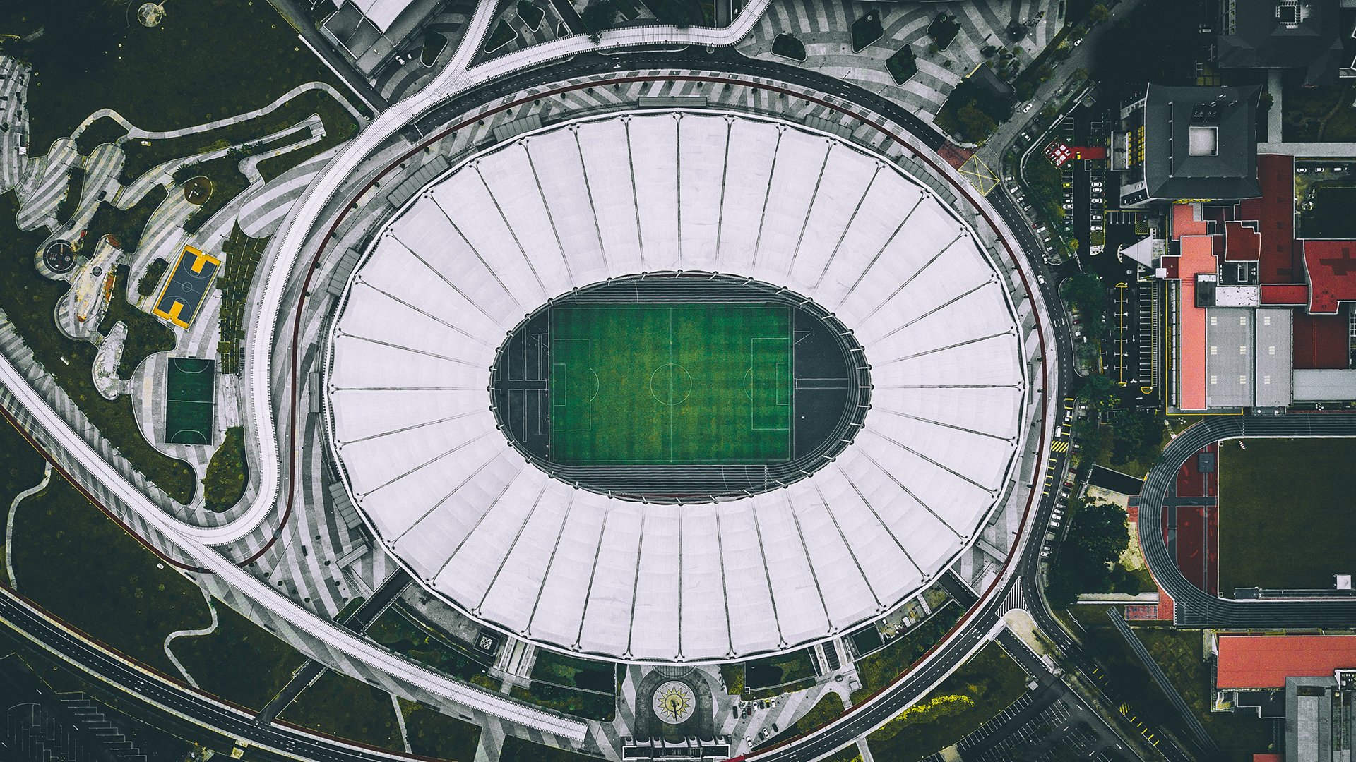 喀麦隆雄狮怒吼,迪亚斯绝杀引领逆转,门神神勇铸就2026世界杯C组生死战传奇